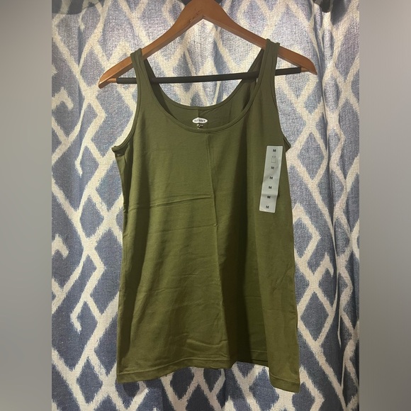 NWT Old Navy Army Green Medium Layer Tank - Picture 1 of 6